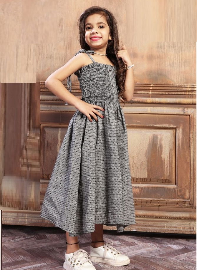 Hubby Western Wear Latest Designer Exclusive Fancy Off shoulder frock Westen Style South Cotton Kids Wear Collcetion